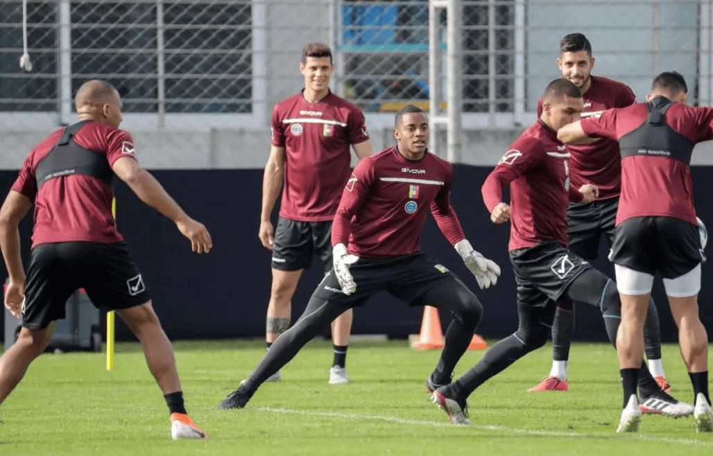 法国备战对阵委内瑞拉的比赛