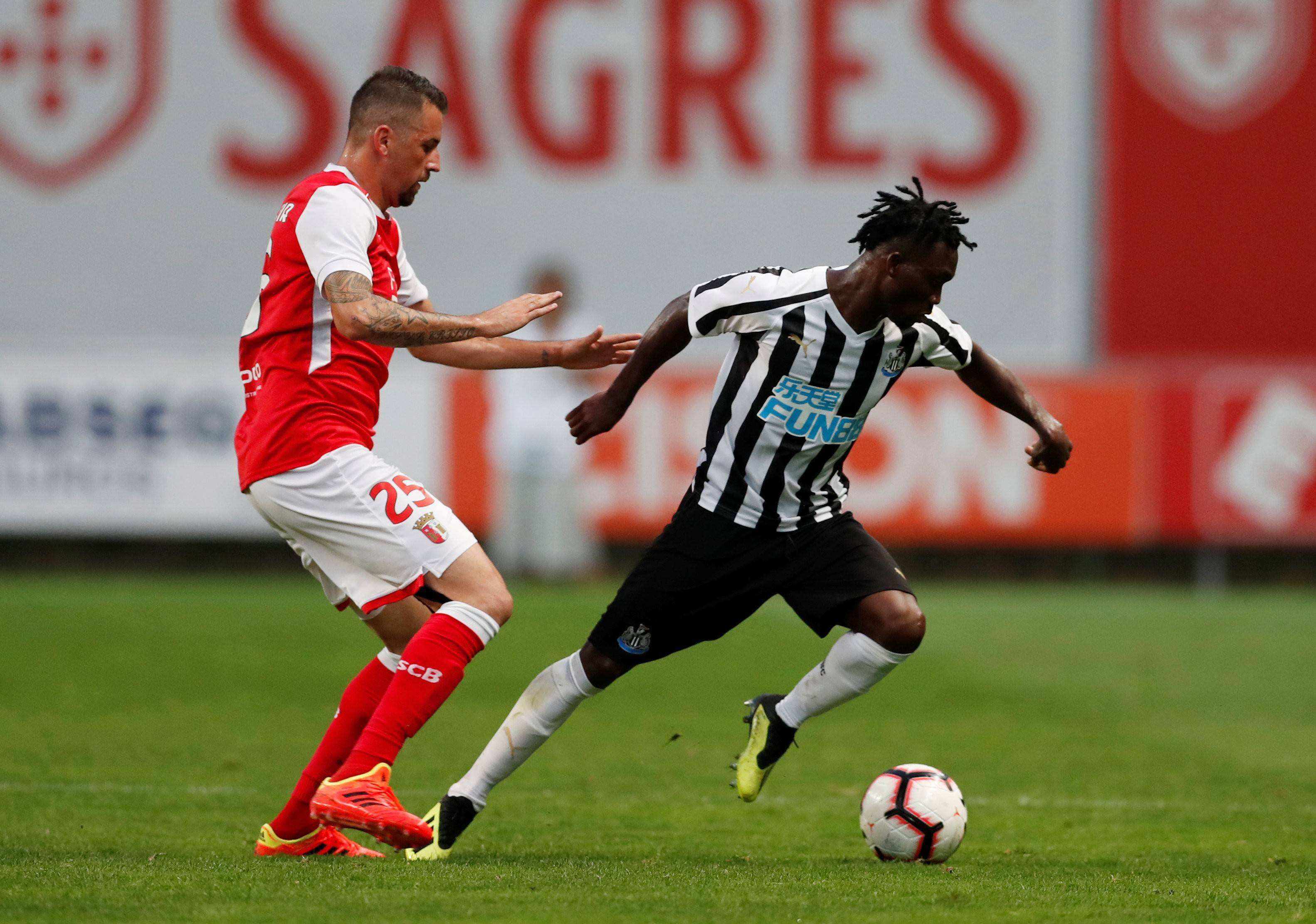 关于葡萄牙横扫瑞士索托斯每半场表现出色的信息