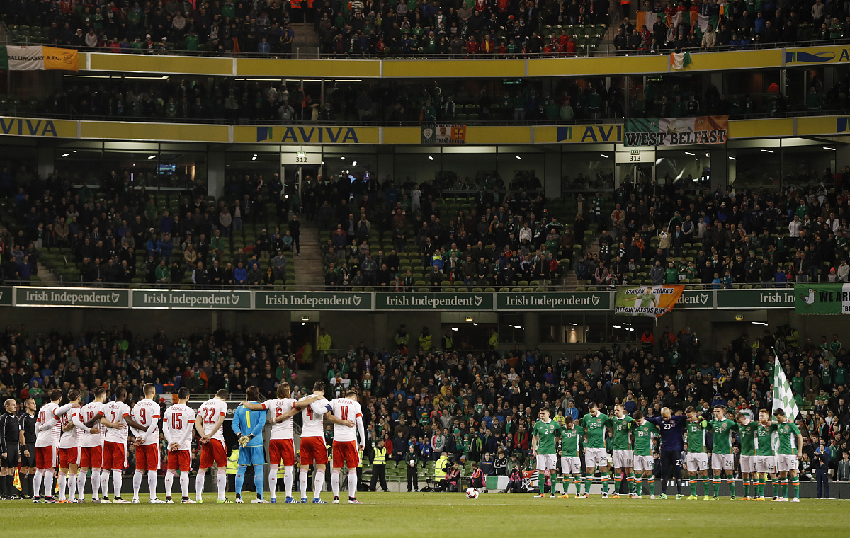 包含AC米兰战术失误，输球状态尴尬的词条