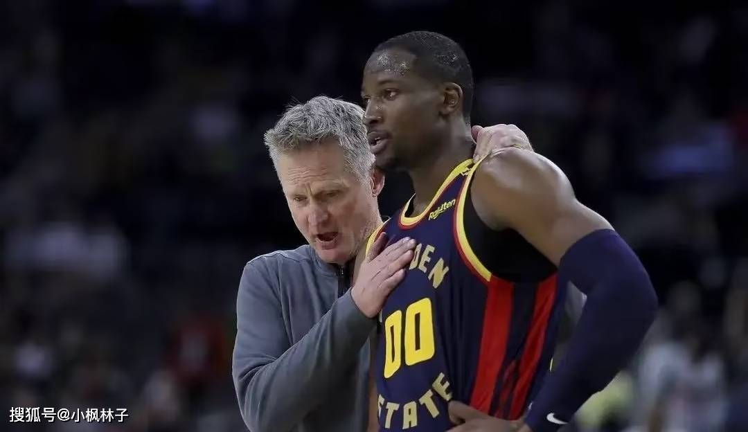 热战一触即发，球员为胜利全力拼搏