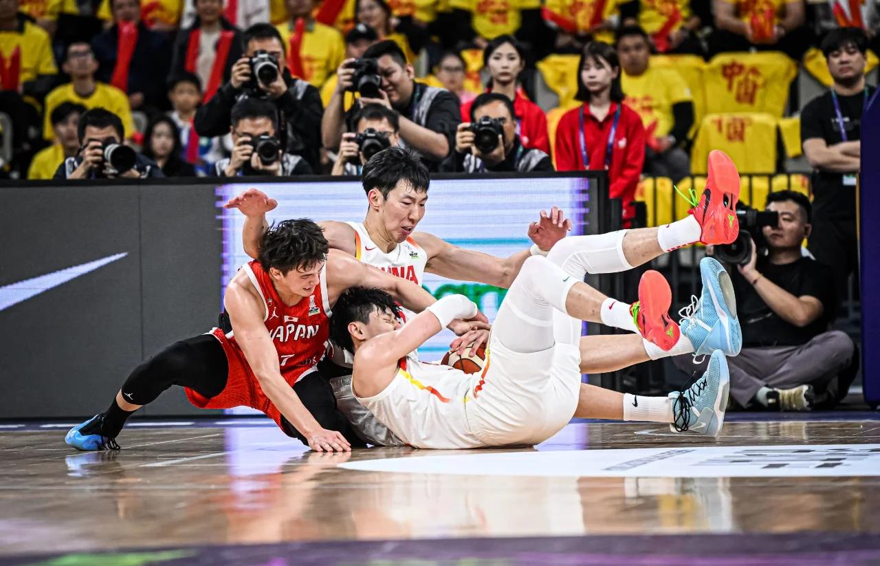 开云体育官网-西藏男篮在比赛中逆袭，全面发力