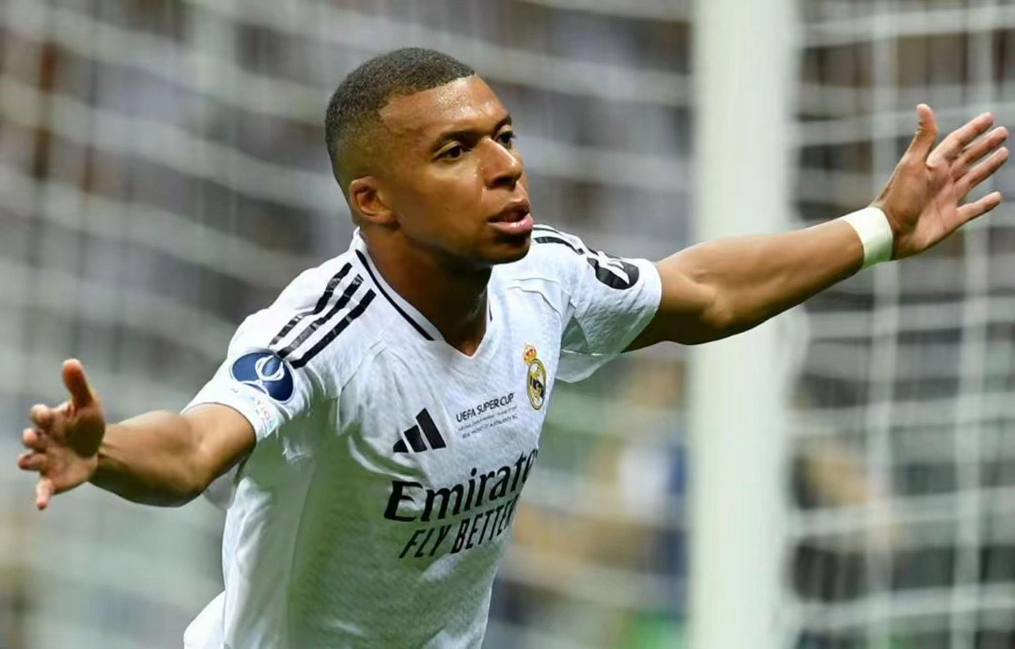 关于塞维利亚主场告捷，取得宝贵三分的信息