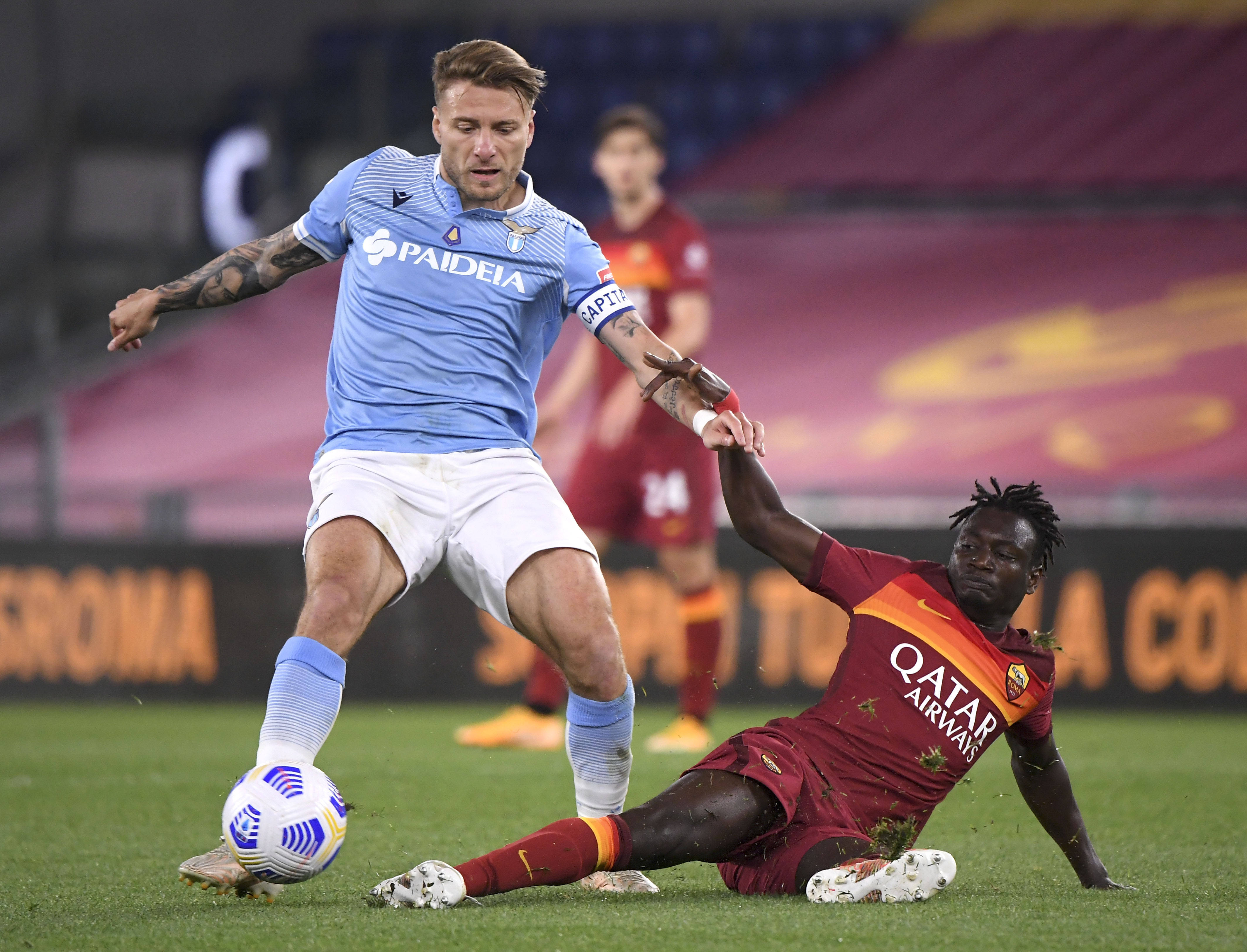 关于弗赖堡将客场挑战阿贾克斯，比赛预计激烈的信息