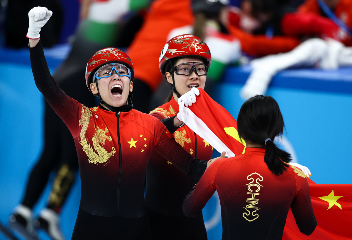 中华民族实力展现，中国运动员备战兢兢业业