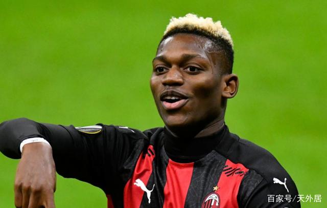 关于美国一名年轻前锋在国内比赛中频频破门，引关注的信息