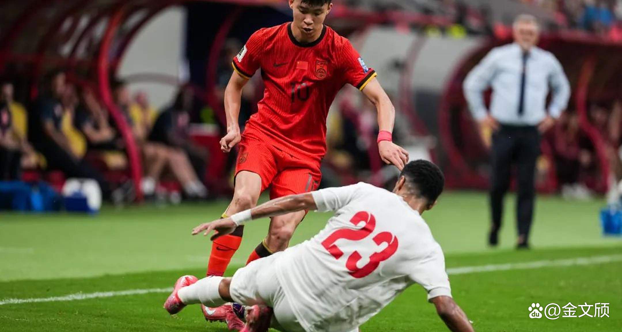 开云体育官方入口-关于热血激战！亚洲足球比赛场上激发热情的信息