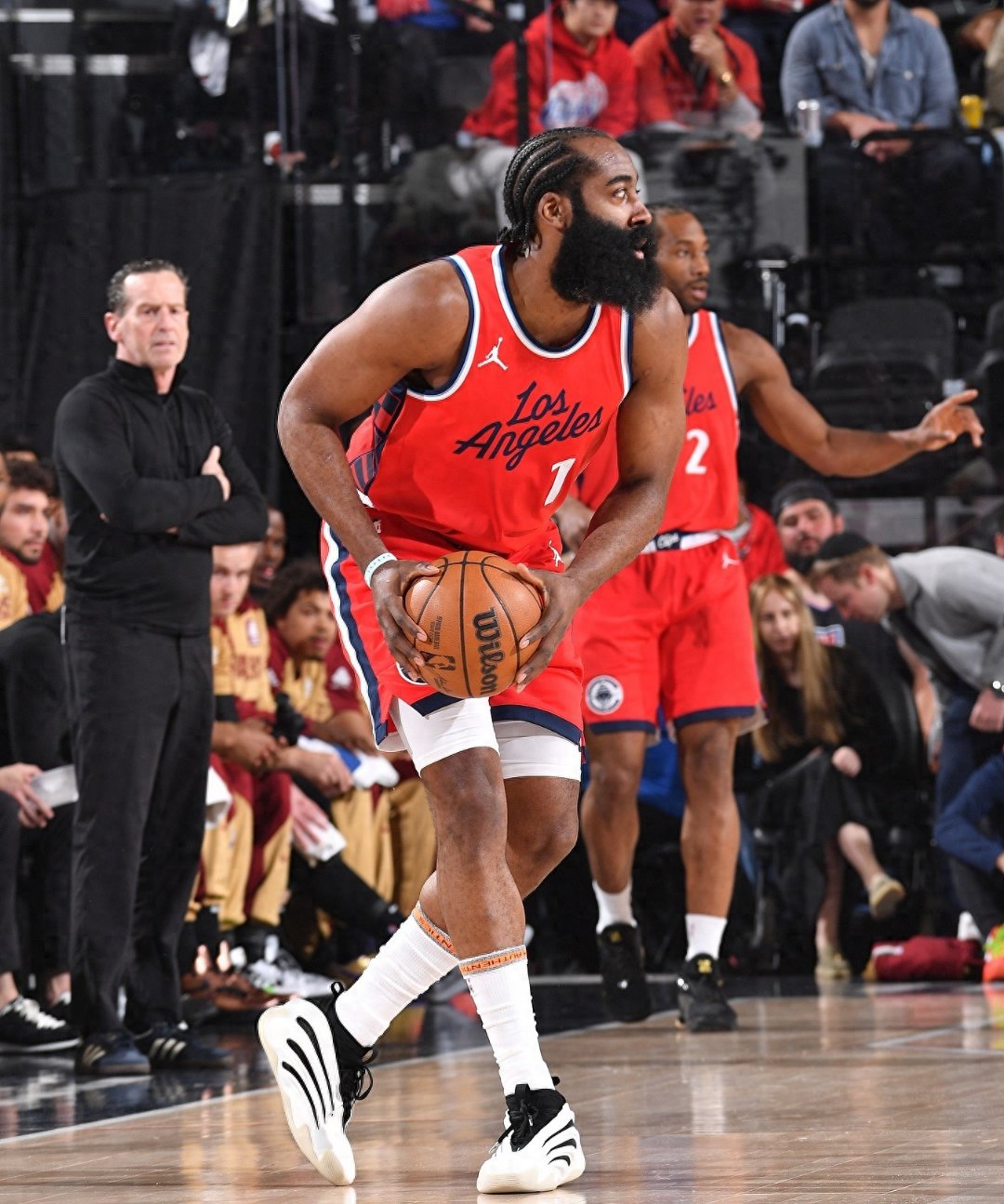 包含追分成功！快船擒爵士实现两连胜，状态火热的词条