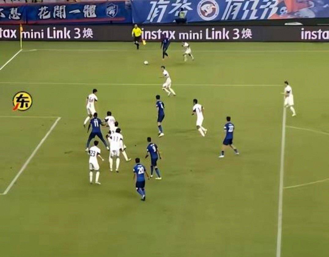 包含上海绿地申花挑战山东鲁能：谁能笑到最后的词条